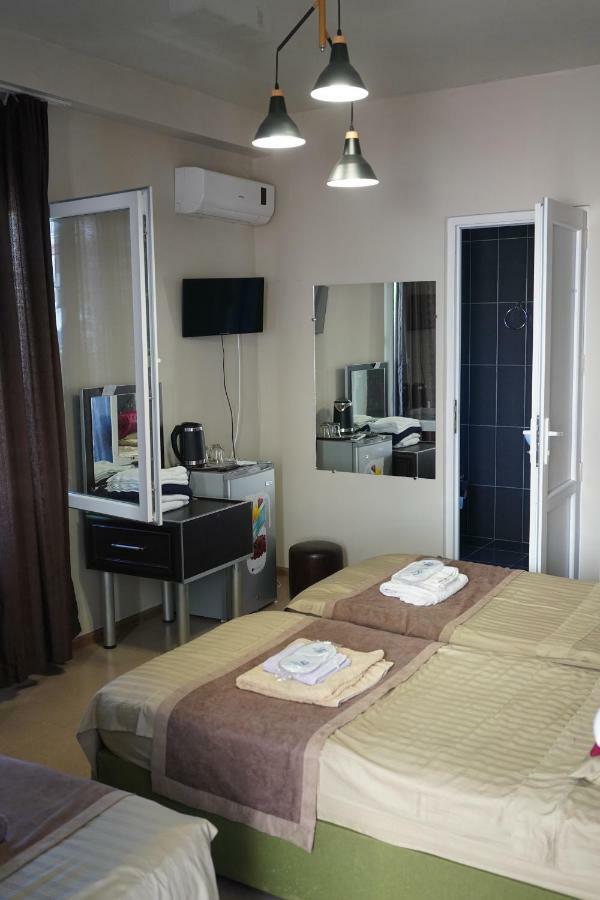 Ponto Hotel Kobuleti Ngoại thất bức ảnh